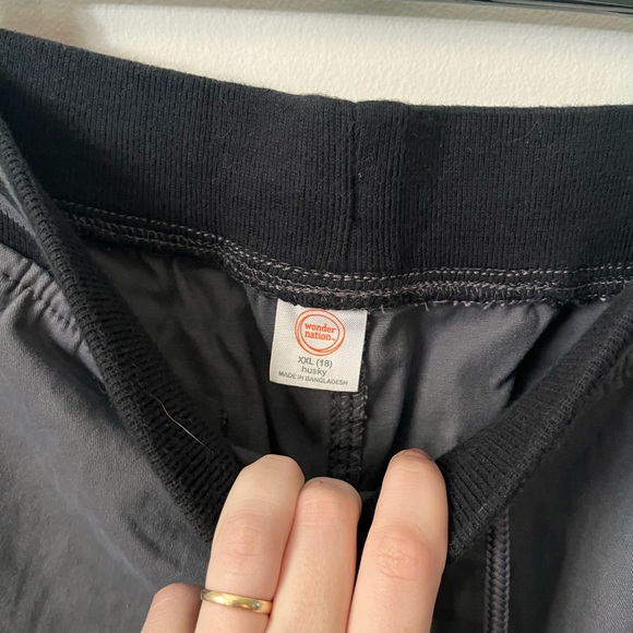 Grey wonder nation shorts with drawstring - Picture 3 of 3